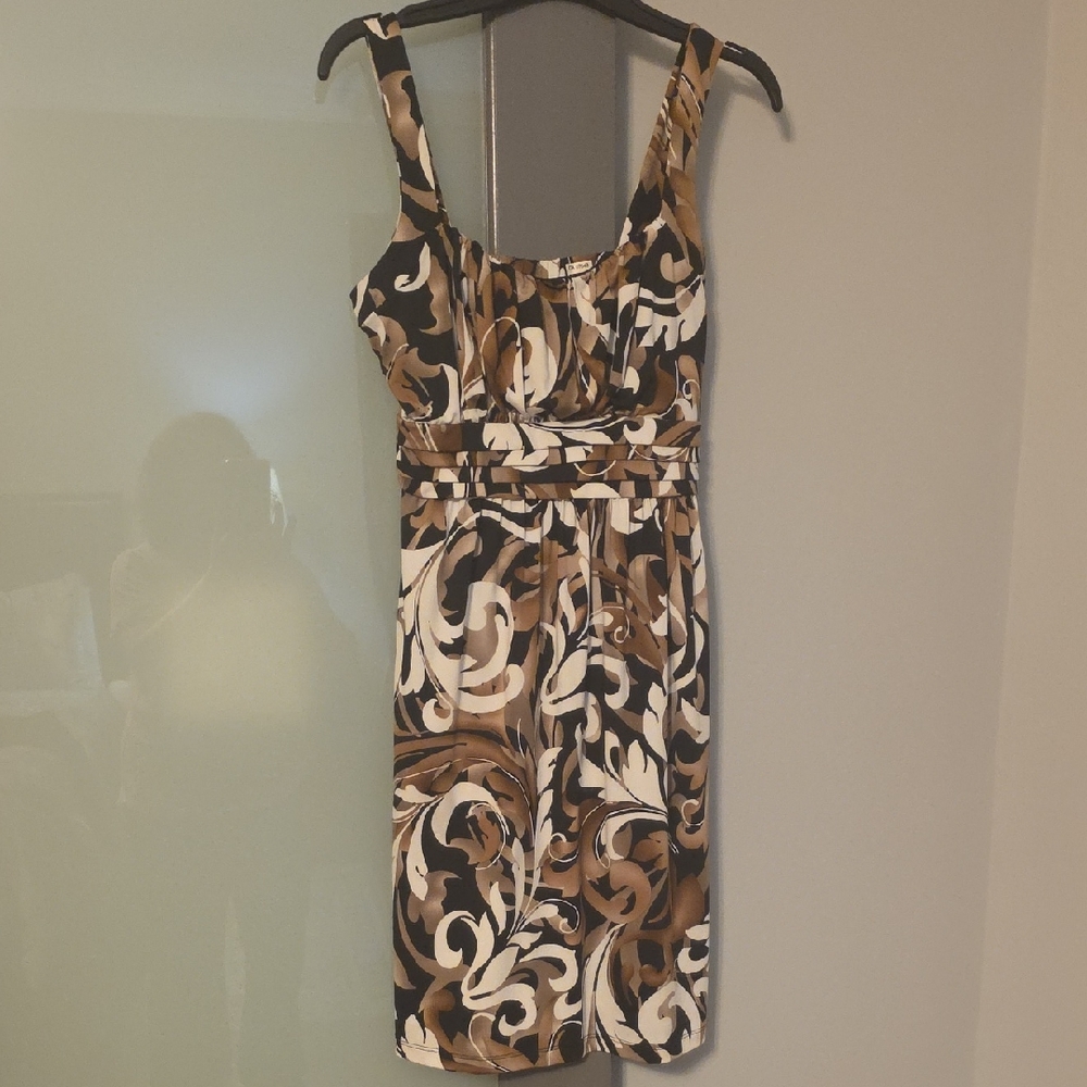 Olivia Matthews Women's Size 6 Floral Design Sun Dress